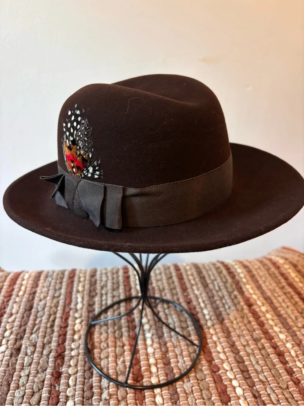 Vintage Adolfo II New York Paris Brown Wool Fedora Feather Trim Bloomingdale’s - Picture 4 of 9